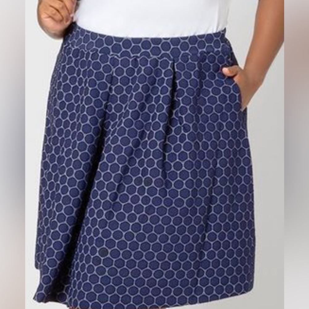 Leota Luxe jackard classic navy pencil skirt new with tags
